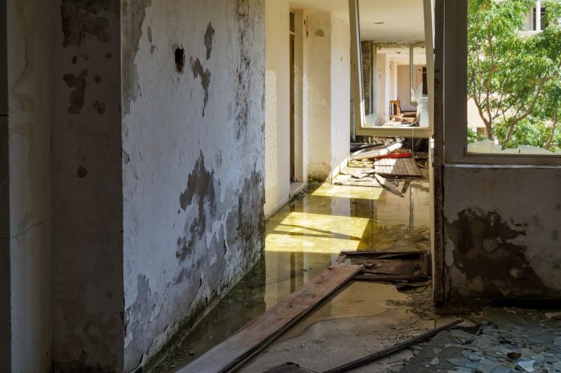 Emergency Water Damage Cleanup in Gilbert, AZ